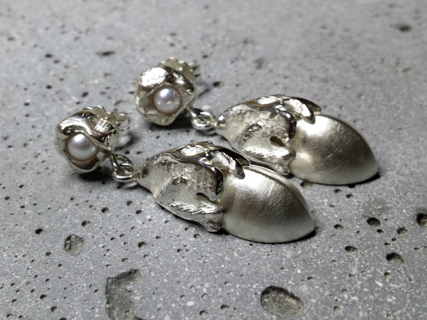Atelier Solstice – Boucles d’oreilles perles Akoya.